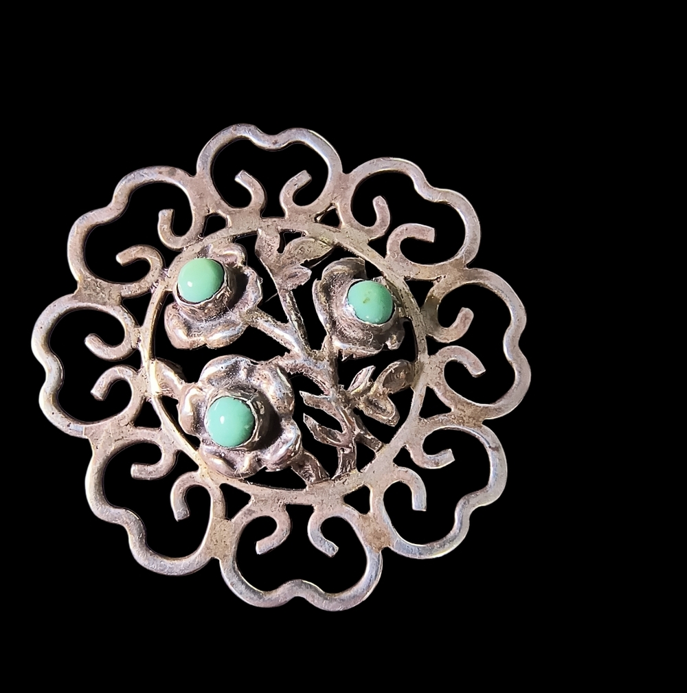 Vintage Mexico Signed Sterling Silver And Green Glass Openwork Brooch